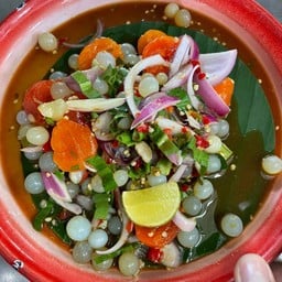 ยำไข่ 2 แผ่นดิน