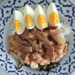 ร้านกุ๊กชวนชิม ข้าวขาหมูน้ำมะพร้าวข้างโอเชี่ยนเก่า ก๊วยเตี๊ยวเนื้อ/หมู น้ำใส