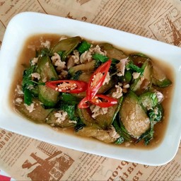 มะเขือยาวผัดหมูสับ