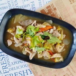 เกี่ยมฉ่ายผัดกระเพาะหมู