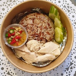ข้าวสามสี อกไก่ย่าง + น้ำเต้าเจี้ยวคลีน