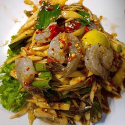 ตำมะม่วงกุ้งสดปลาร้า