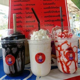 Mrปั่น หน้า ม.รังสิต ติดกับร้านซุ้มก๋วยเตี๋ยว