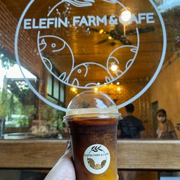 ELEFIN  FARM & CAFE
