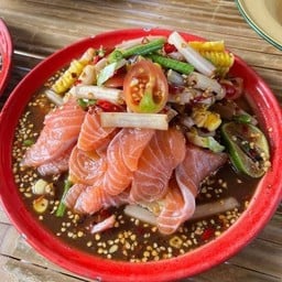 ตำไหลบัวแซลมอน