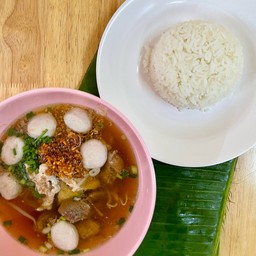 เกาเหลาลูกชิ้นน้ำใส (ไม่รวมข้าว)