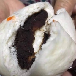 ลูกชิ้นปิ้ง ซาลาเปาสองพี่น้อง