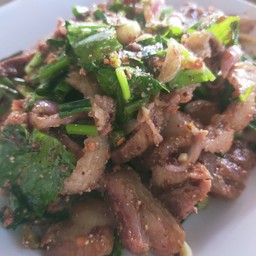 น้ำตกหมู