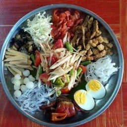 ก๋วยเตี๋ยวเนื้อ (นำชัย) - สันทราย