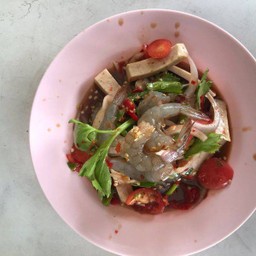 ยำกุ้งสด