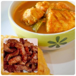 ข้าวแกงส้มปลากะพงหน่อไม้ดอง+หมูทอด