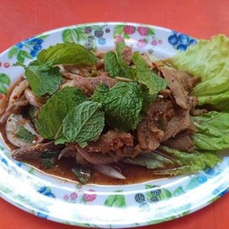 น้ำตกคอหมู