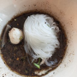 เล็กหมูน้ำตก