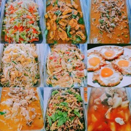 ร้านข้าวแกงแม่บุญรวย หมูเด้งเล้งแซ่บ ไก่ทอดพุงแตก