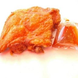 ร้านไก่ทอดหาดใหญ่  ปั๊วยี้ 2 หลังโรงบาลไทย