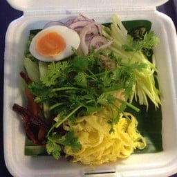 ข้าวคลุกกะปิ เชียงราย