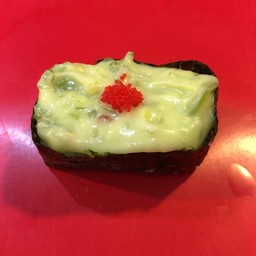 ซูชิหน้าสาหร่ายลาวา