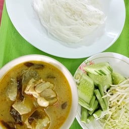 ข้าวเขียวหวานไก่ฟัก