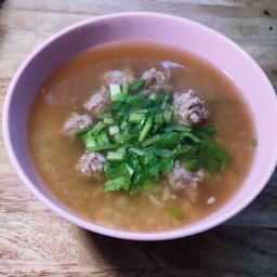 ข้าวต้มหมูสับ