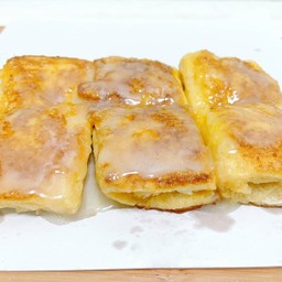 ขนมปังชุบไข่ ใส้แยมบลูเบอร์รี่