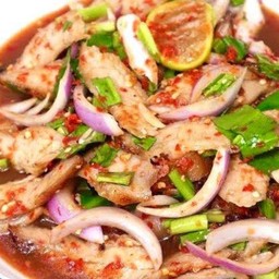 ยำคอหมูย่าง