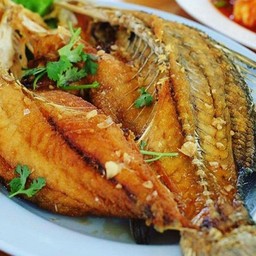 ปลานิลทอดน้ำปลา size L