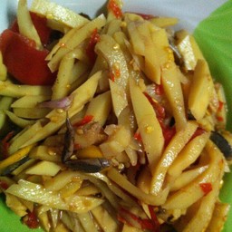 ส้มตำหน่อไม้