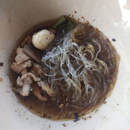 วุ้นเส้นหมูน้ำใส