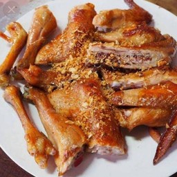 ก๋วยเตี๋ยวเนื้อตุ๋น หมูสด