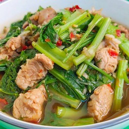 แกงอ่อมหมู