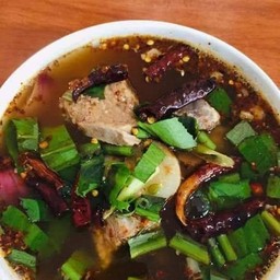 ต้มแซ่บเนื้อน่องลาย