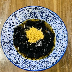 เฉาก๊วยน้ำเชื่อม