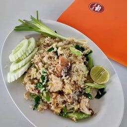 ข้าวผัดคะน้าปลาเค็ม(ปลาอินทรีย์เค็ม)