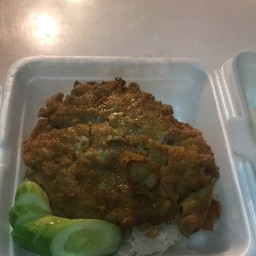 ใขเจียวราดข้าว