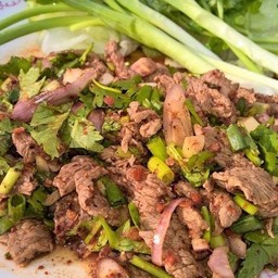 ลาบเนื้อ