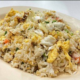 ข้าวผัดปูก้อน(กล่องกลาง)ทาน2-3คน