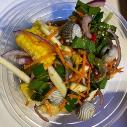 ยำแซบอีสาน