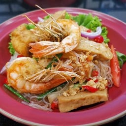 ยำหมูยอรวมมิตรทะเล