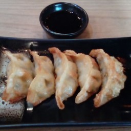 เกี๊ยวซ่า