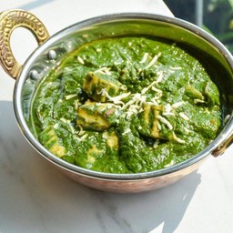 Palak paneer