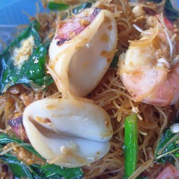หมี่ขาวผัดซีอิ้ว ทะเล