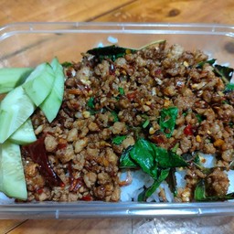 ข้าวผัดกะเพราหมูสับ