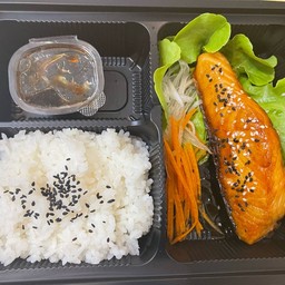 แซลมอนย่างซีอิ๊ว