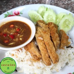 ข้าวมันไก่ทอดเจ