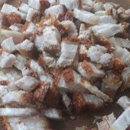 หมูกรอบ ขีดละ