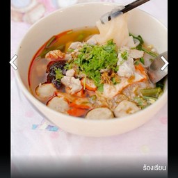 ก๋วยเตี๋ยวน้ำใสต้มยำ