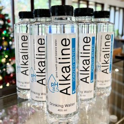 น้ำดื่มอัลคาไลน์