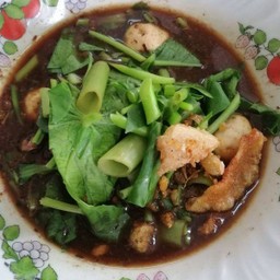 เกาเหลาน้ำตกหมู