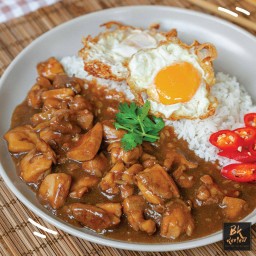 ข้าวหน้าไก่ย่าง(น้ำจิ้มแจ่ว)