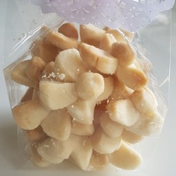 ขนมกลีบลำดวน